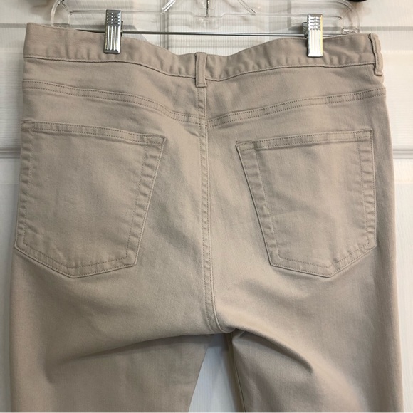 Beige Skinny Jeans - Picture 14 of 15